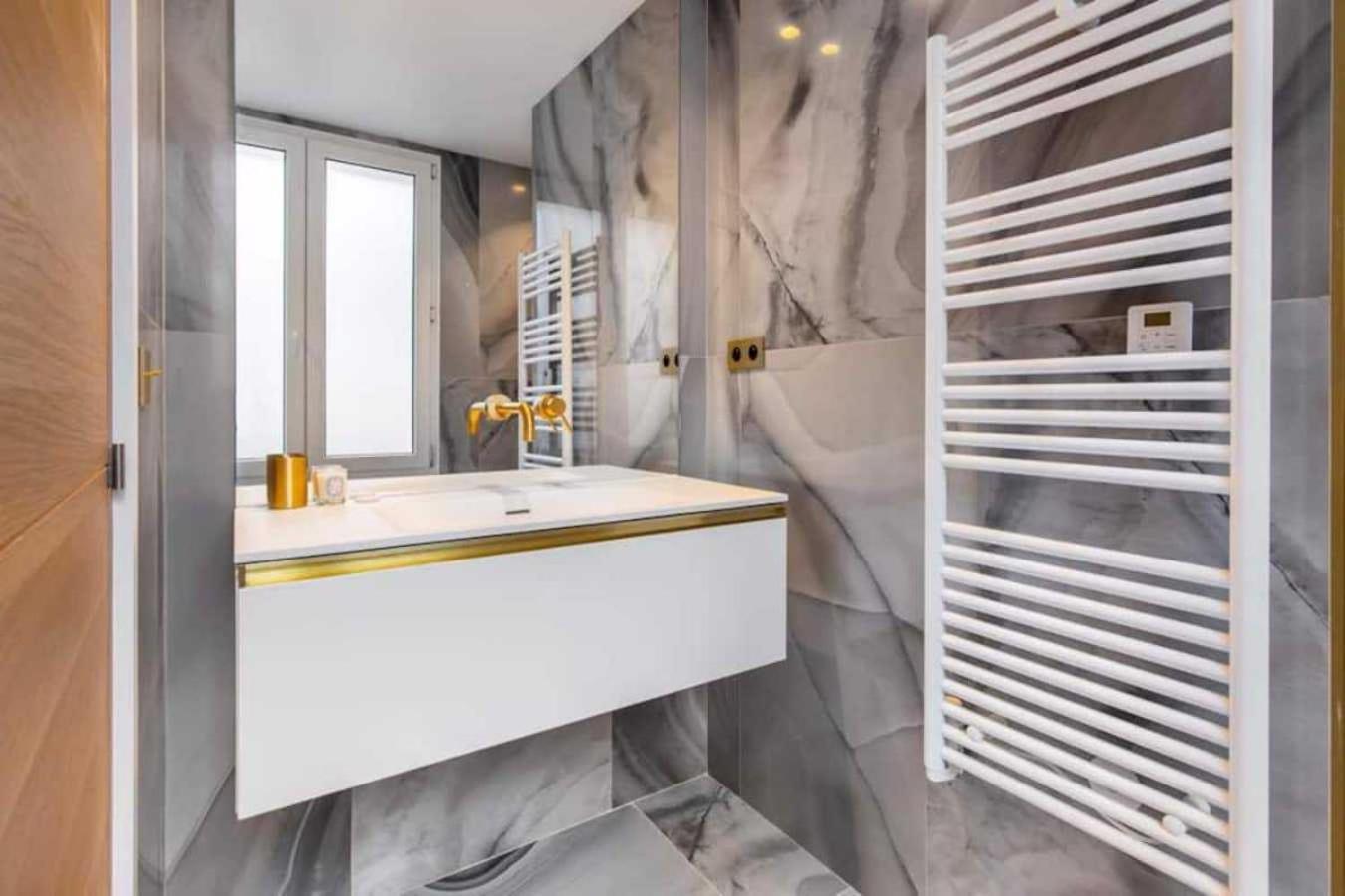 Newly Rebuilt By Architect - Center Of Paris Exterior foto