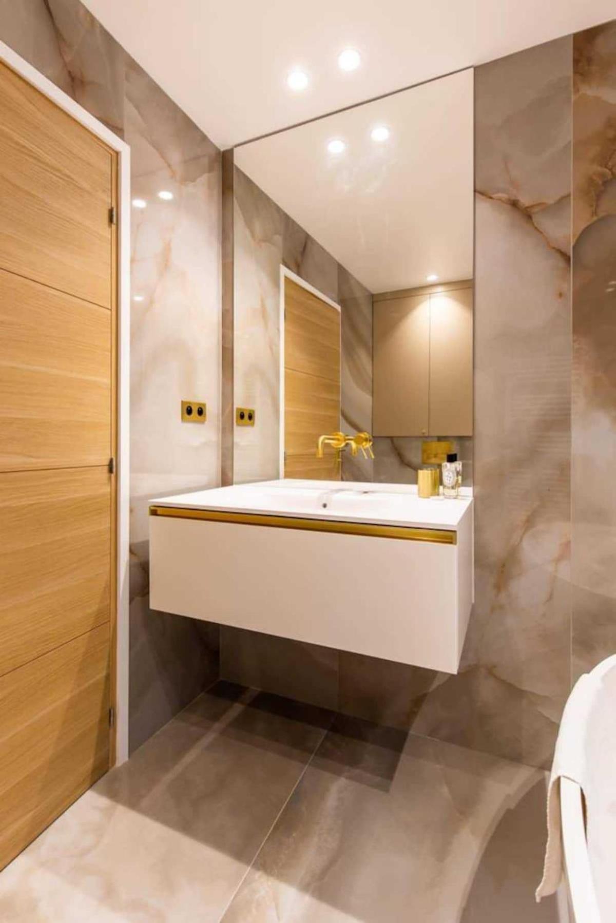 Newly Rebuilt By Architect - Center Of Paris Exterior foto
